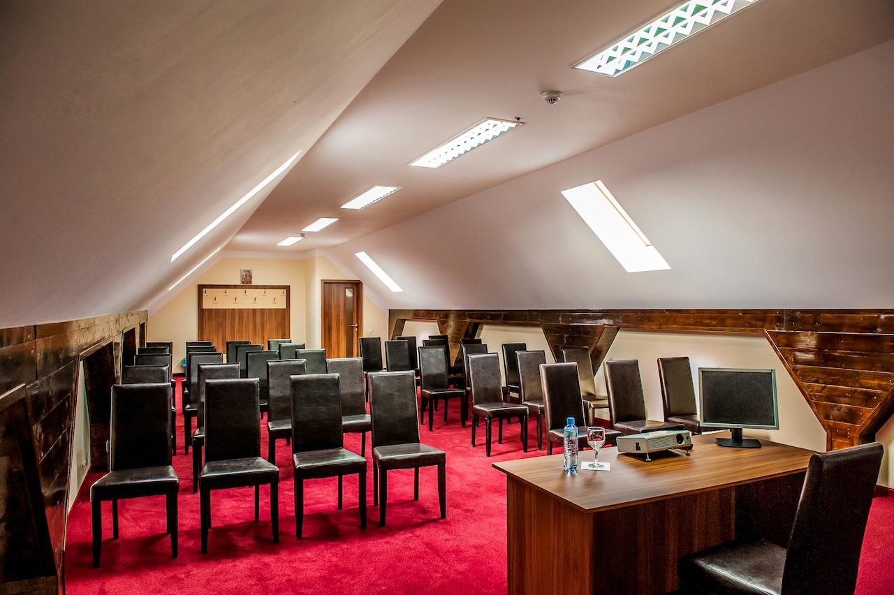 Отель Hotel Class Hermannstadt Сибиу