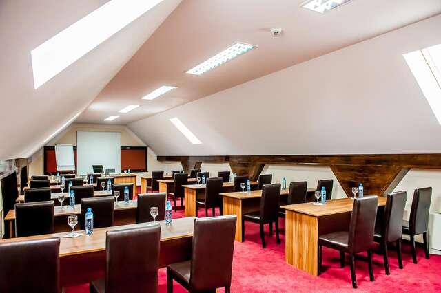 Отель Hotel Class Hermannstadt Сибиу-23