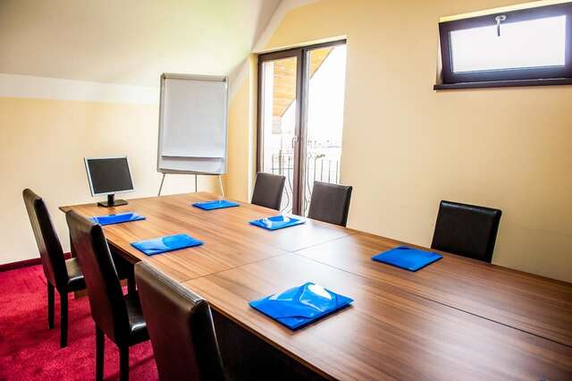 Отель Hotel Class Hermannstadt Сибиу-26